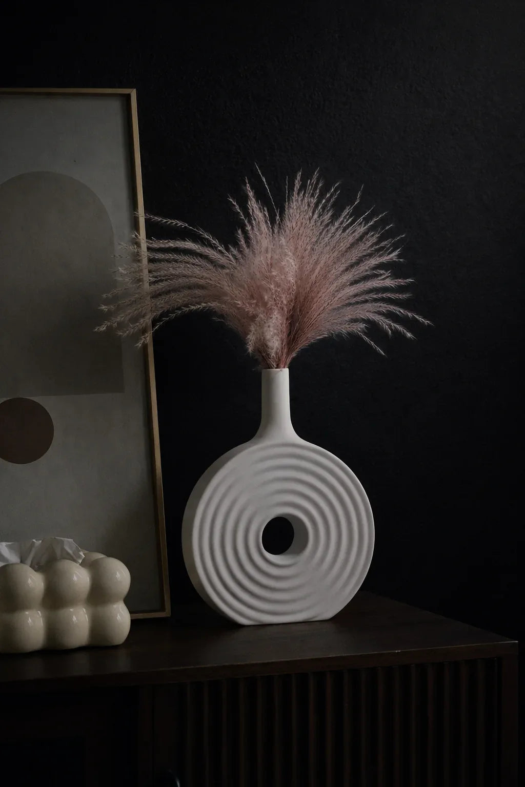 Round Ribbed Design Vase – Decor Style